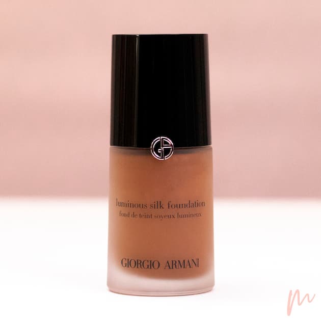 Giorgio Armani Luminous Silk Product Pic